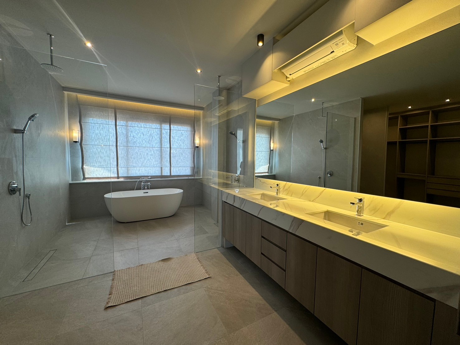 HouseSukhumvit, Asoke, Thonglor : Brand New House. Modern Luxury Design with Lift & Pool – Sukhumvit 全新别墅，现代奢华设计，带电梯和泳池，素坤逸。** NO CO-AGENT **