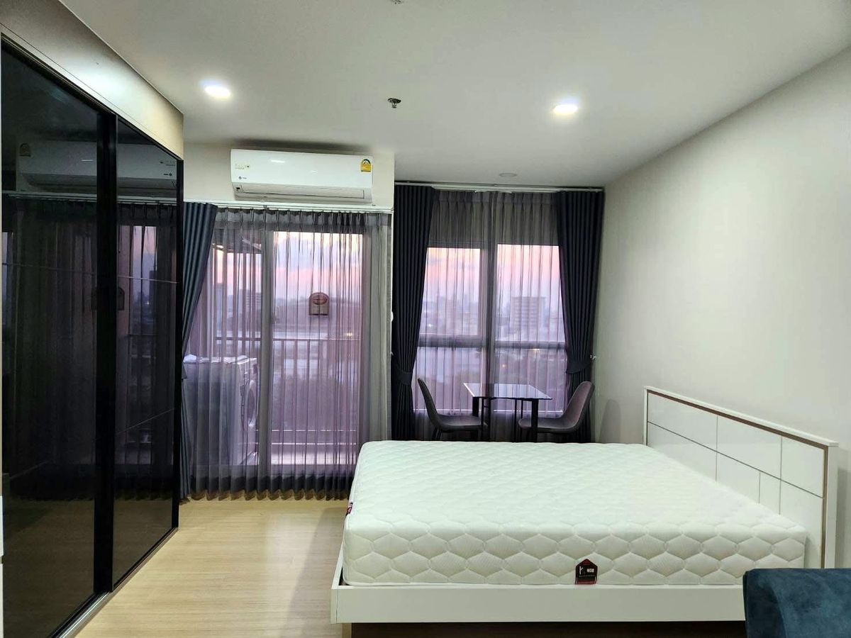 For RentCondoRamkhamhaeng, Hua Mak : 📍 Ready to built in the whole condo room ** Near Ramkhamhaeng University and The Mall Bangkapi ** Supalai Veranda Ramkhamhaeng (Supalai Werenda Ramkhamhaeng)