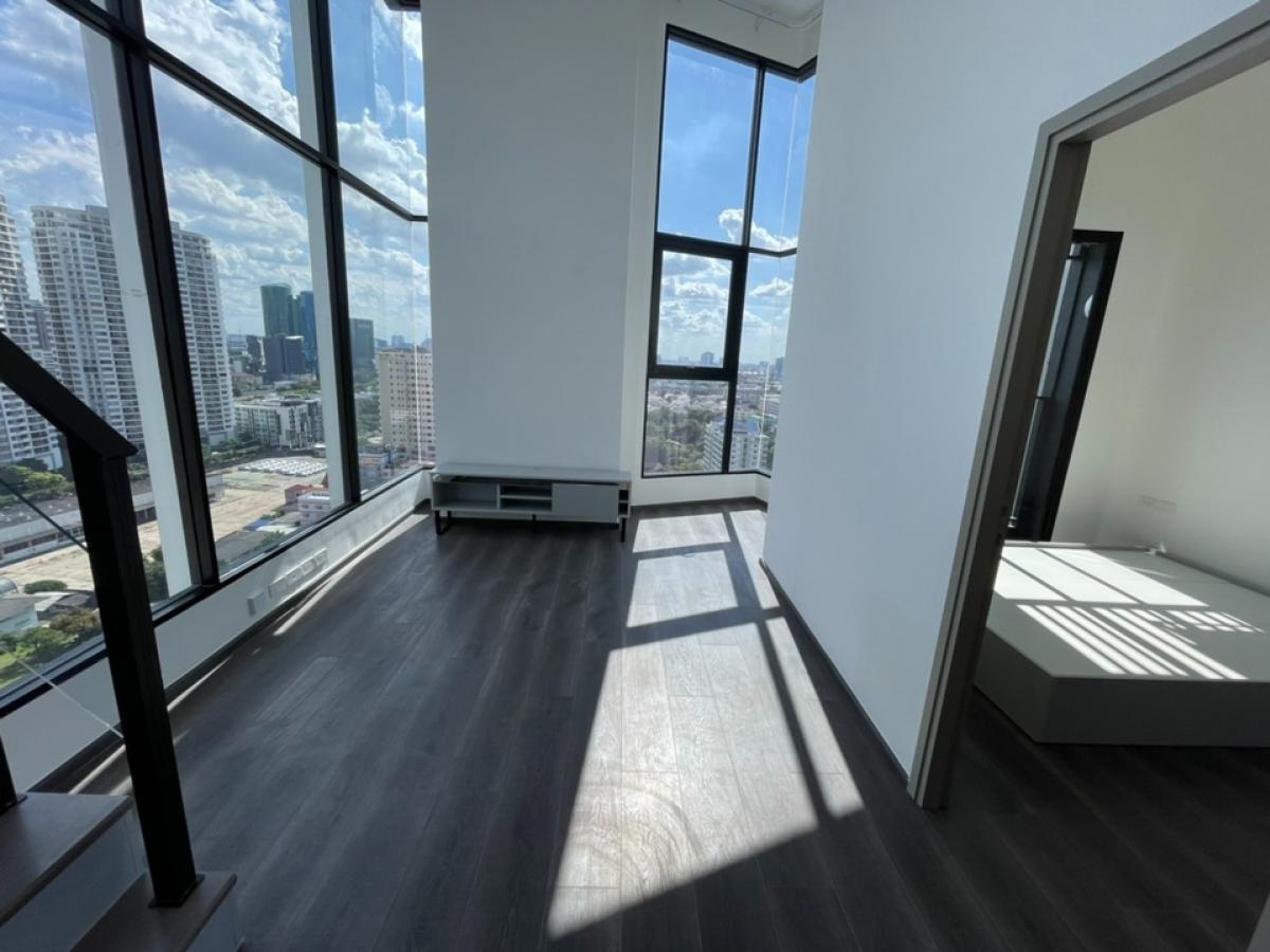 For SaleCondoKasetsart, Ratchayothin : 🔥 Urgent sale !! Knightsbridge Space Ratchayothin Condo