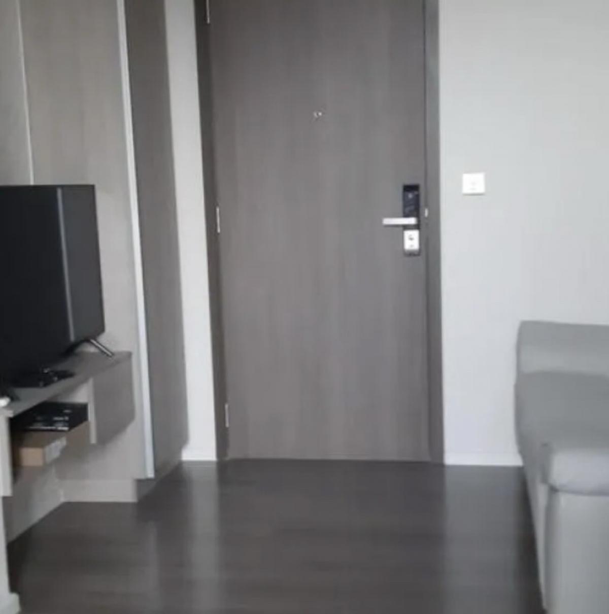 ขายคอนโดอ่อนนุช อุดมสุข : ⭐️(A0161) For Sale 🏢 Whizdom Essence Price 6.29 MB