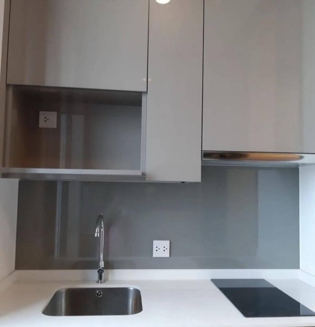 ขายคอนโดอ่อนนุช อุดมสุข : ⭐️(A0161) For Sale 🏢 Whizdom Essence Price 6.29 MB