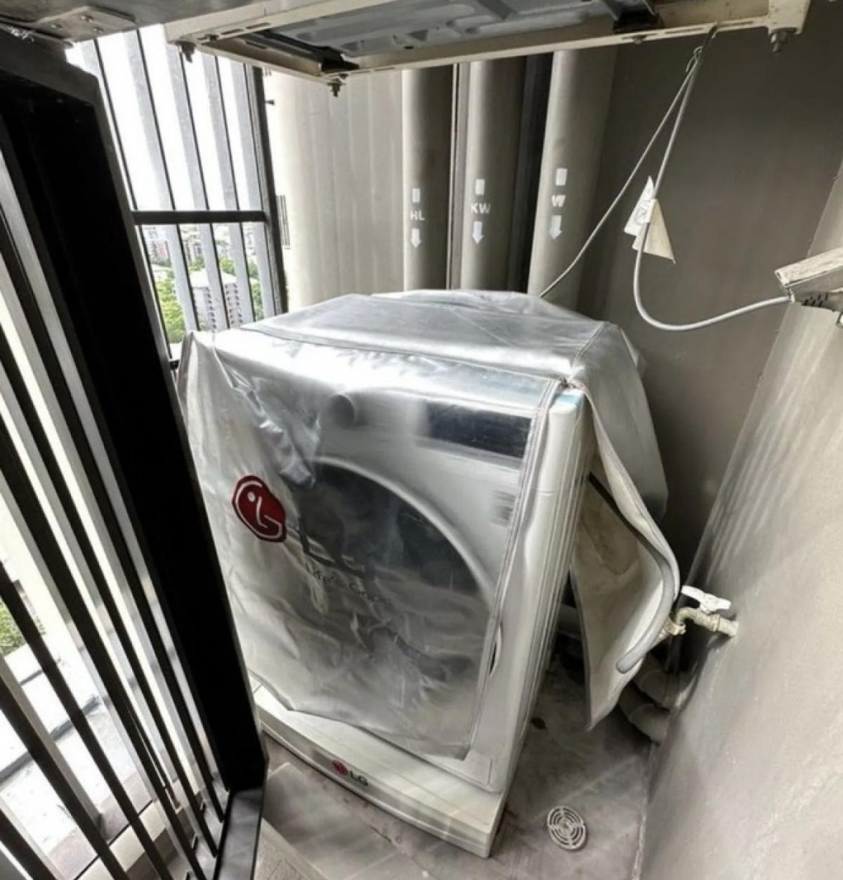 ขายคอนโดอ่อนนุช อุดมสุข : ⭐️(A0161) For Sale 🏢 Whizdom Essence Price 6.29 MB