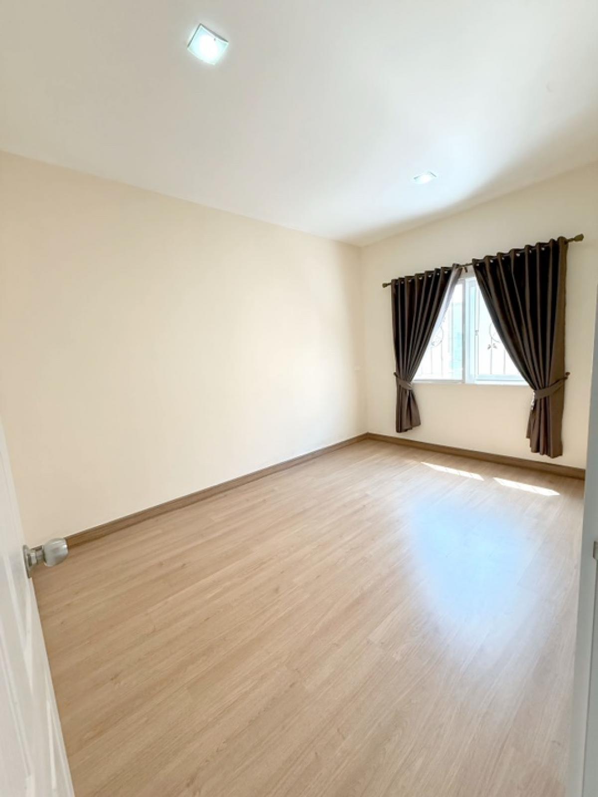 ขายทาวน์โฮมบางซื่อ วงศ์สว่าง เตาปูน : ‼️ 😍ขายด่วนมาก ลดพิเศษ บ้านสวย หลังริม 🌳‼️