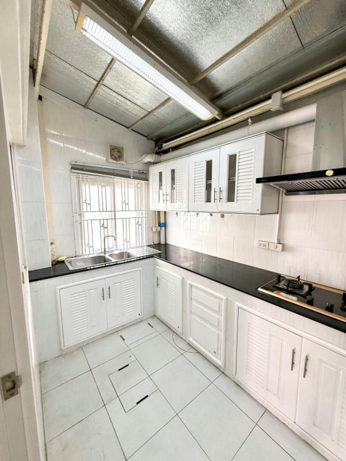 ขายทาวน์โฮมบางซื่อ วงศ์สว่าง เตาปูน : ‼️ 😍ขายด่วนมาก ลดพิเศษ บ้านสวย หลังริม 🌳‼️