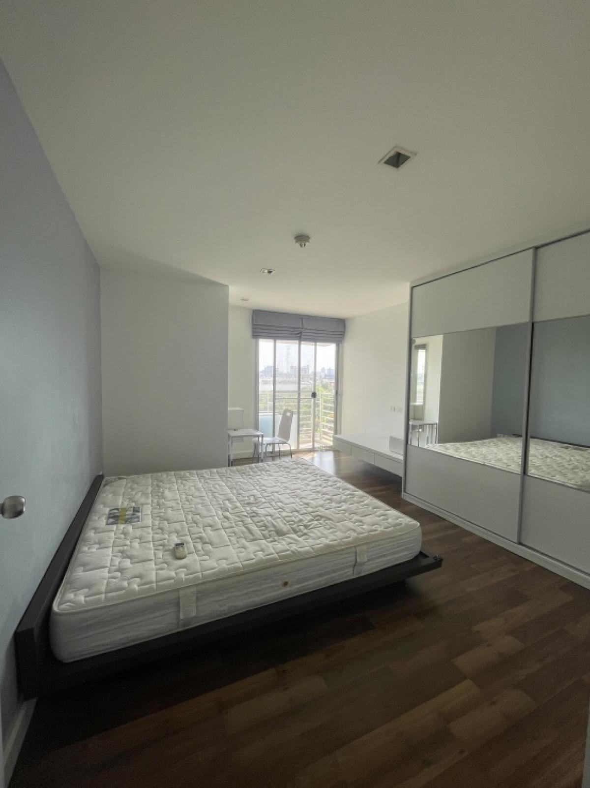 ให้เช่าคอนโดอ่อนนุช อุดมสุข : GBL2235The Room สุขุมวิท 79 ปล่อยเช่าและขายคอนโดสวยโครงการดีติดบีทีเอสอ่อนนุช 🚝🚝🚝ขนาดห้อง 58 ตารางเมตร ชั้น 6สองห้องนอน หนึ่งห้องน้ำ หนึ่งห้องครัว เป็นวิวทัดที่สวยที่สุดในตึก 🌻🌻🌻🌻🌻🌻ทำเลดีอยู่ใกล้เซเว่น มีสระว่ายน้ำและฟิตเนส ราคาเช่าอยู่ที่ 24,000 บาท/เดือ
