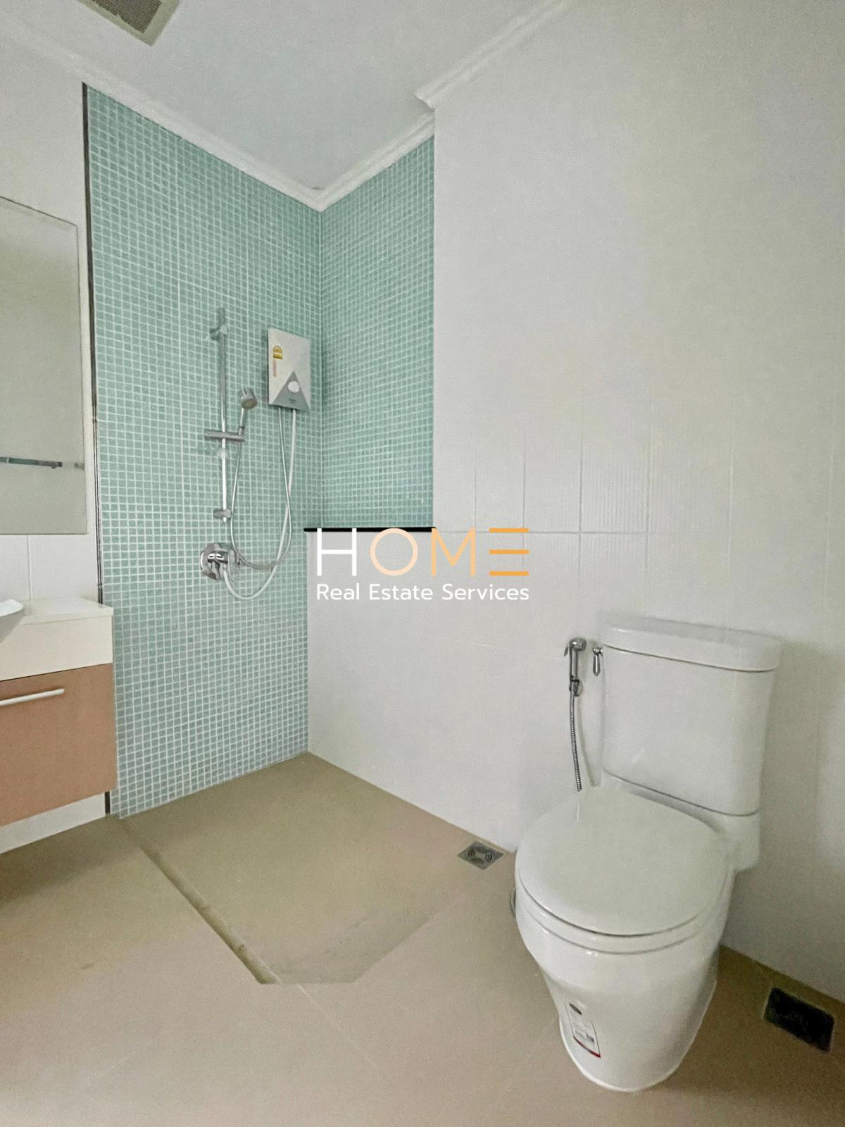 ขายบ้านเอกชัย บางบอน : แกรนด์ บางกอก บูเลอวาร์ด สาทร / 4 ห้องนอน (ขาย), Grand Bangkok Boulevard Sathorn - Kanlapaphruek / 4 Bedrooms (FOR SALE) BALL307