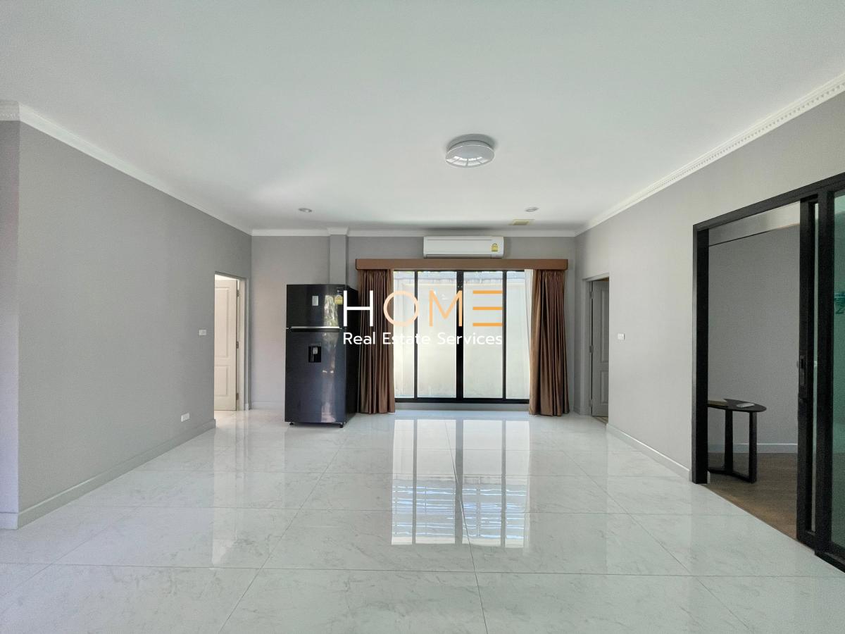 ขายบ้านเอกชัย บางบอน : แกรนด์ บางกอก บูเลอวาร์ด สาทร / 4 ห้องนอน (ขาย), Grand Bangkok Boulevard Sathorn - Kanlapaphruek / 4 Bedrooms (FOR SALE) BALL307