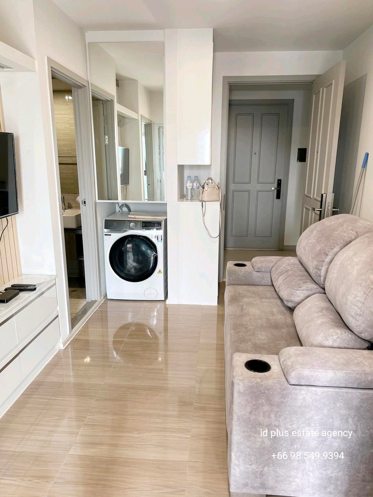 ให้เช่าคอนโดปิ่นเกล้า จรัญสนิทวงศ์ : The Parkland  Charan - Pinklao Condo for rent : Newly Renovation 1 bedroom for 35 sqm. closed kitchen, Pool View on 14th floor C building.with nice decorated and closed kitchen.fully furnished and electrical appliances.Next to MRT Bangyikhan.