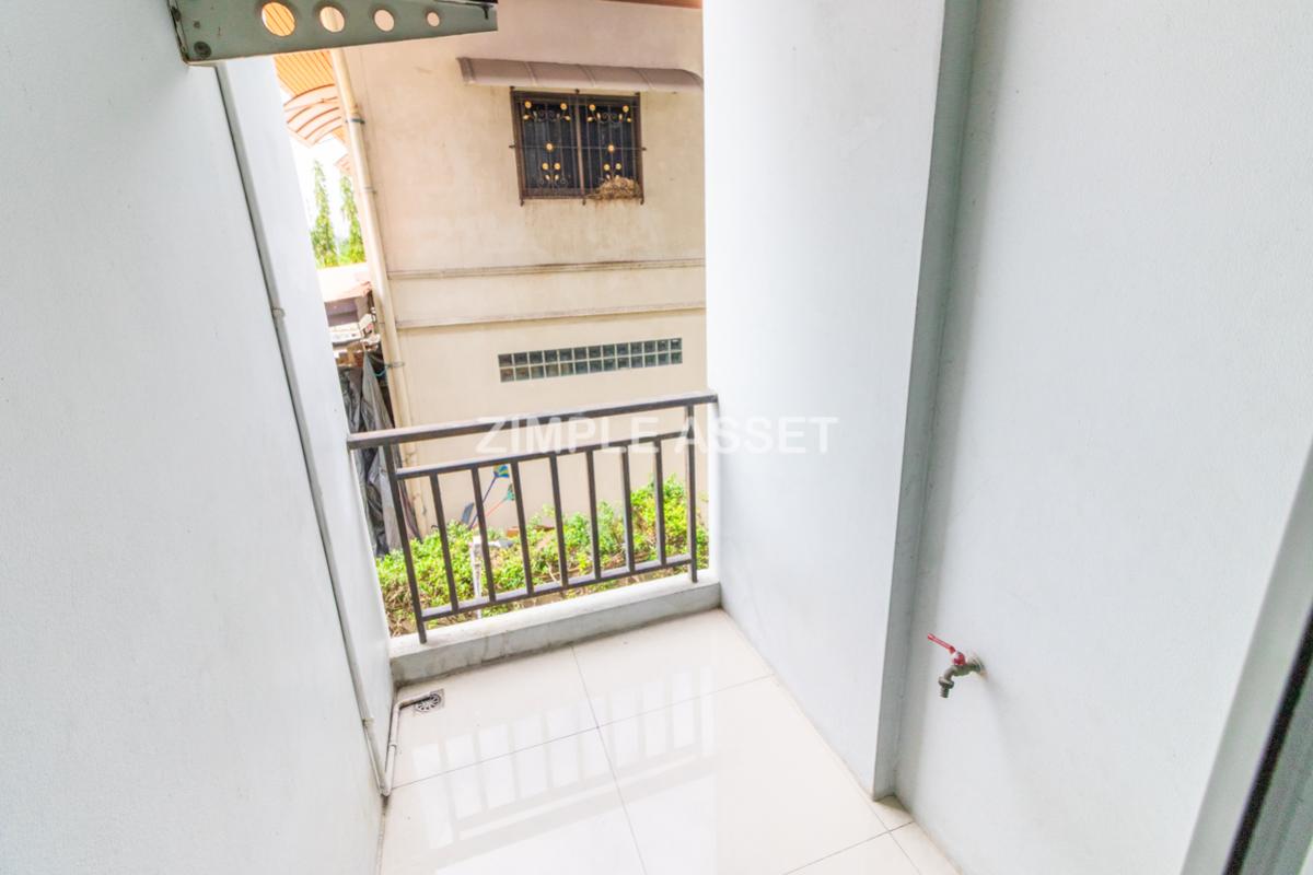 For RentMin Buri, Romklao : Line: @zimple_assset Apartments ready to be in Romklao area There are both daily and monthly room services. The room is ready, beautiful, clean, safe.
