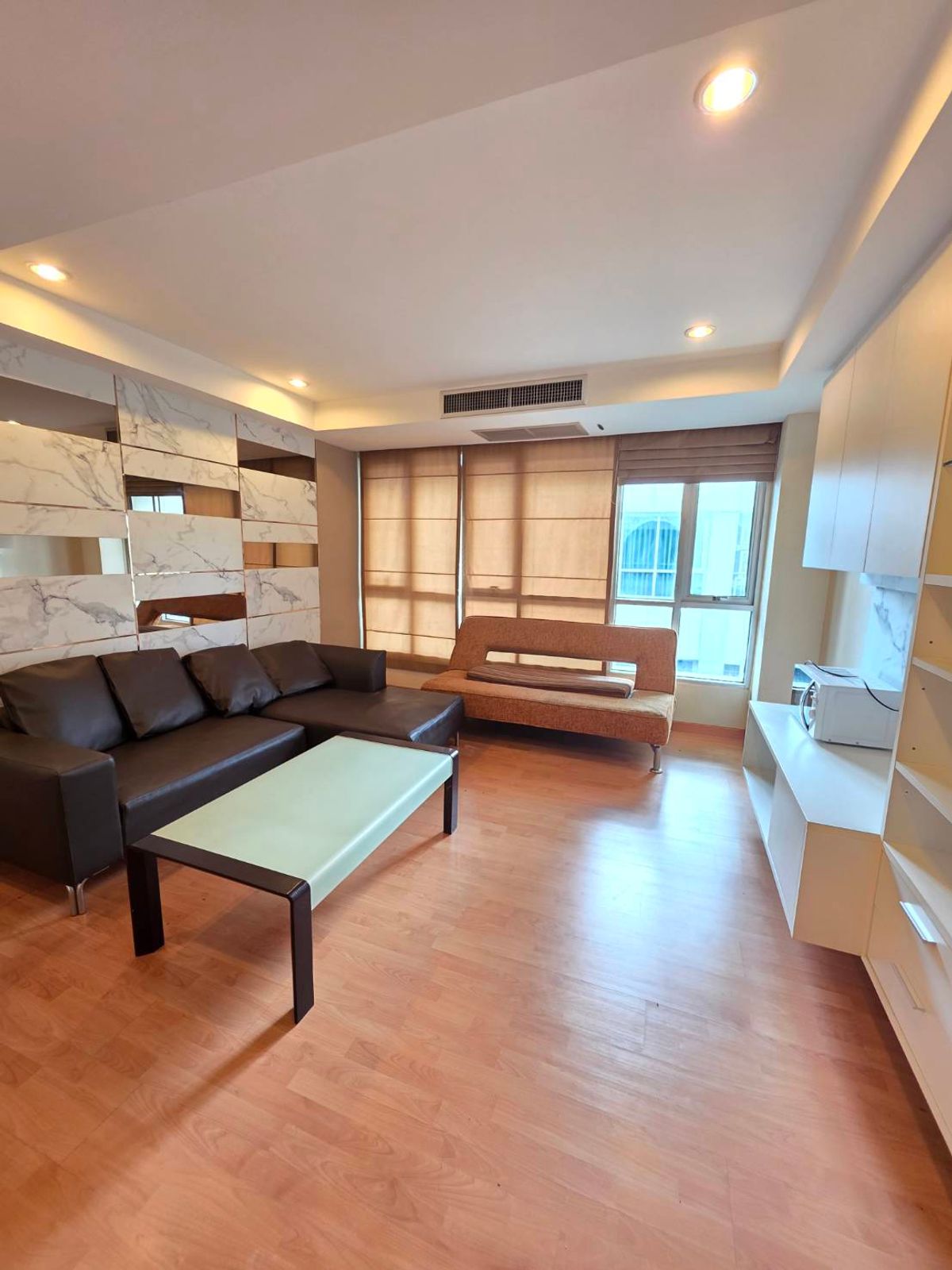 For RentCondoRamkhamhaeng, Hua Mak : Near abac university, near rajamangala stadium