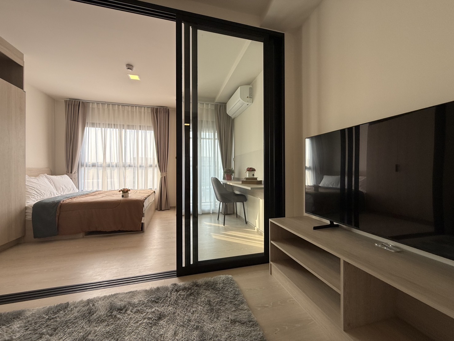 ให้เช่าคอนโดปทุมธานี รังสิต ธรรมศาสตร์ : 💥ดี คอนโด ชายน์ รังสิต ห้องใหญ่ให้เช่า 9,200 บาท ถูกที่สุดในตึก มีแค่ 3 ห้อง💥