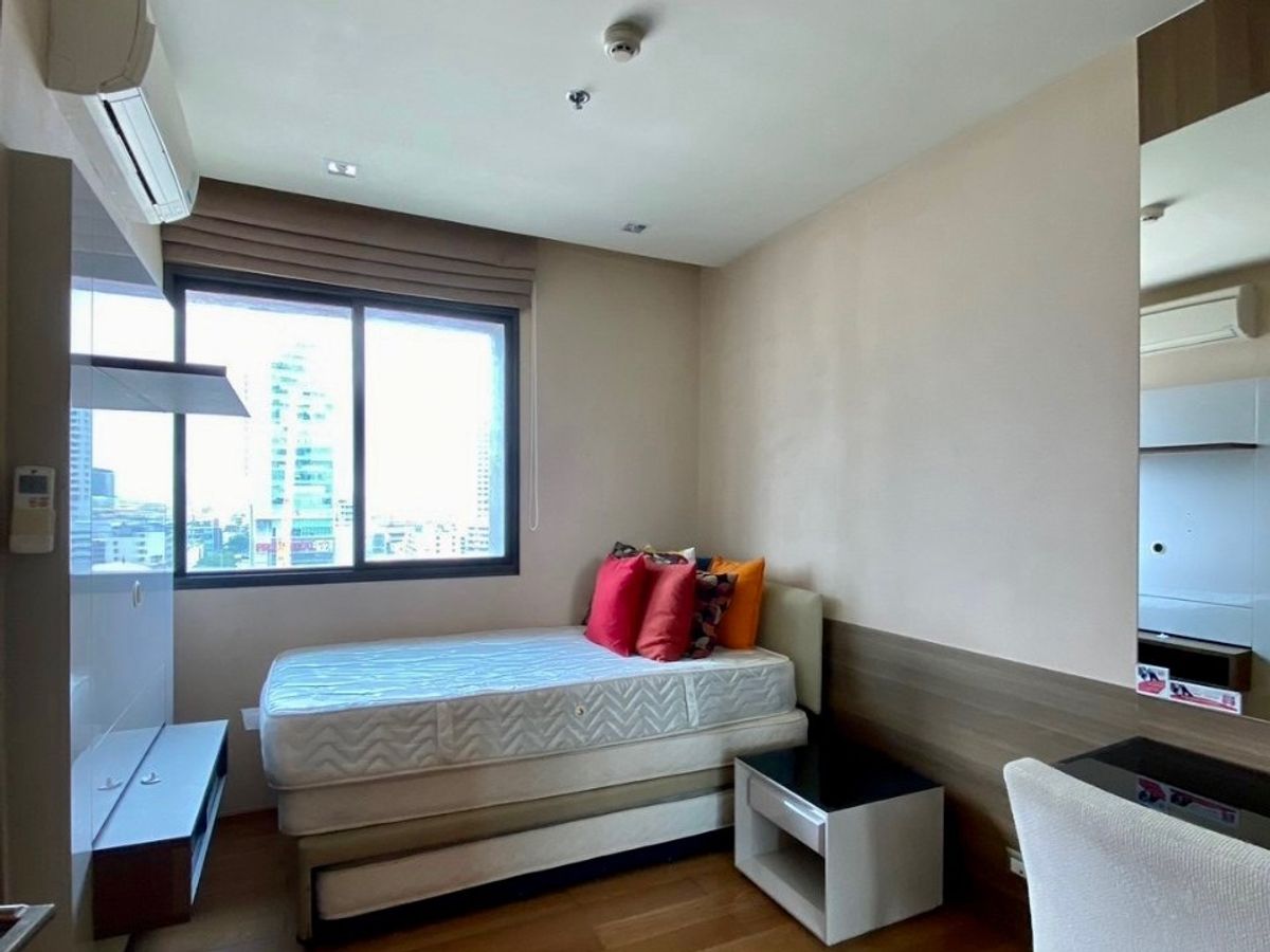 ขายคอนโดสาทร นราธิวาส : ( UL2412123 ) ราคาดีที่สุดในตึก!! Tel/Line 096-2479369 , ขาย ดิแอดเดรส สาทร 2 ห้องนอน ขนาด 80.57 ตร.ม. ห้องมุม ห้องสวย++ Hot deal