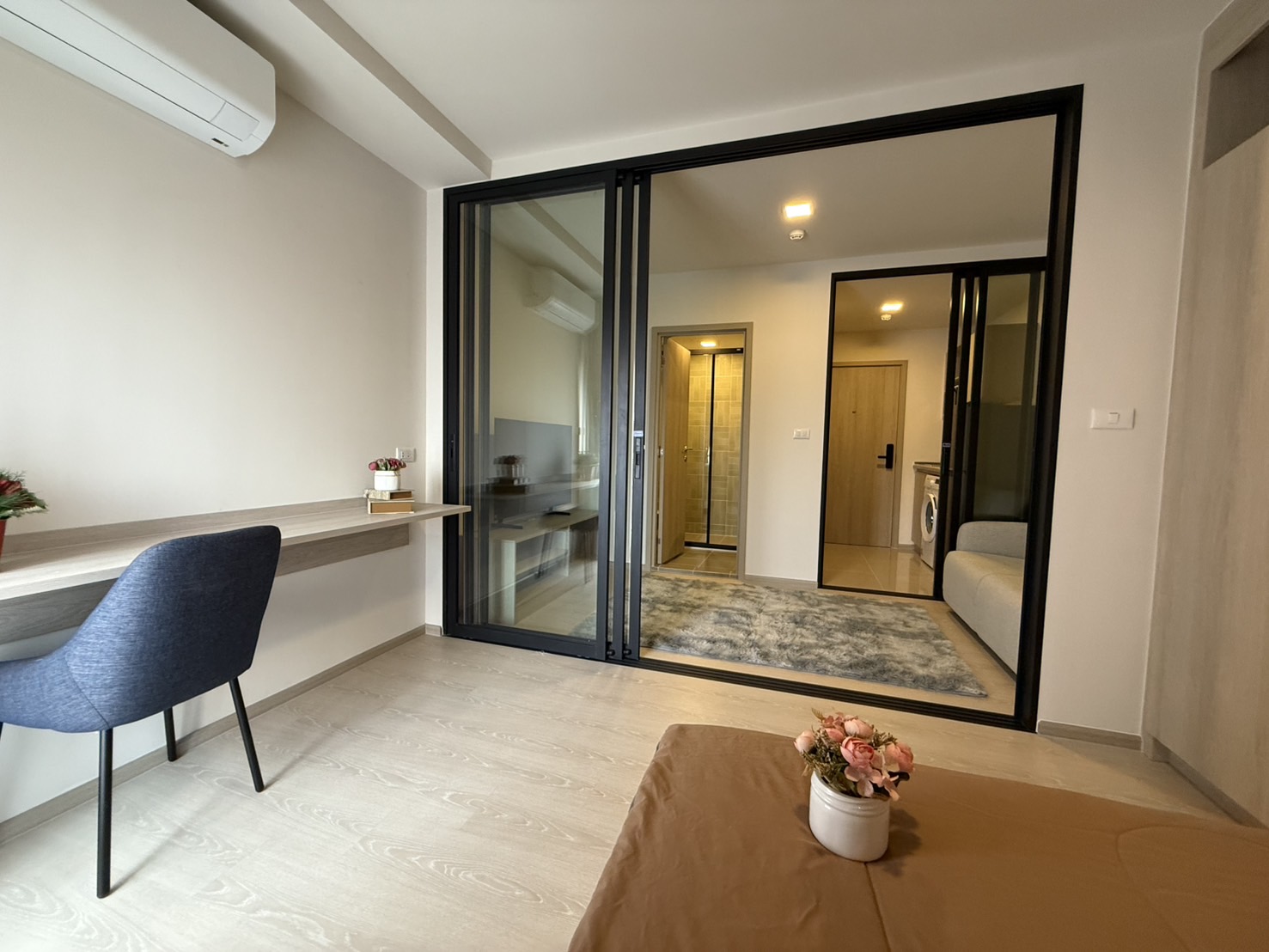 ให้เช่าคอนโดปทุมธานี รังสิต ธรรมศาสตร์ : 💥ดี คอนโด ชายน์ รังสิต ห้องใหญ่ให้เช่า 9,200 บาท ถูกที่สุดในตึก มีแค่ 3 ห้อง💥