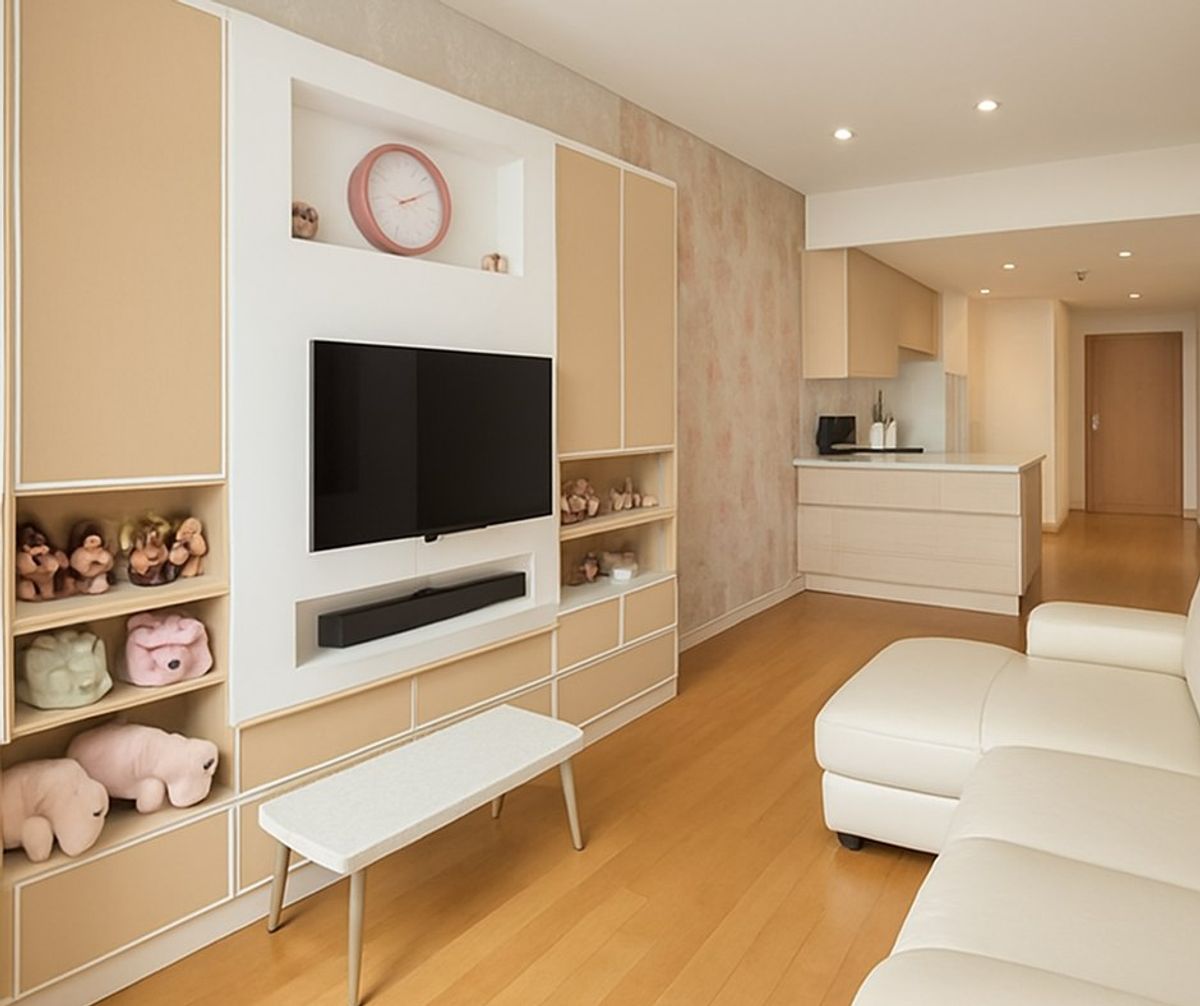 For RentCondoRatchathewi,Phayathai : Luxury condo near-bts-Ratchathewi-only -28000-baht month-with swimming pool and fitness
