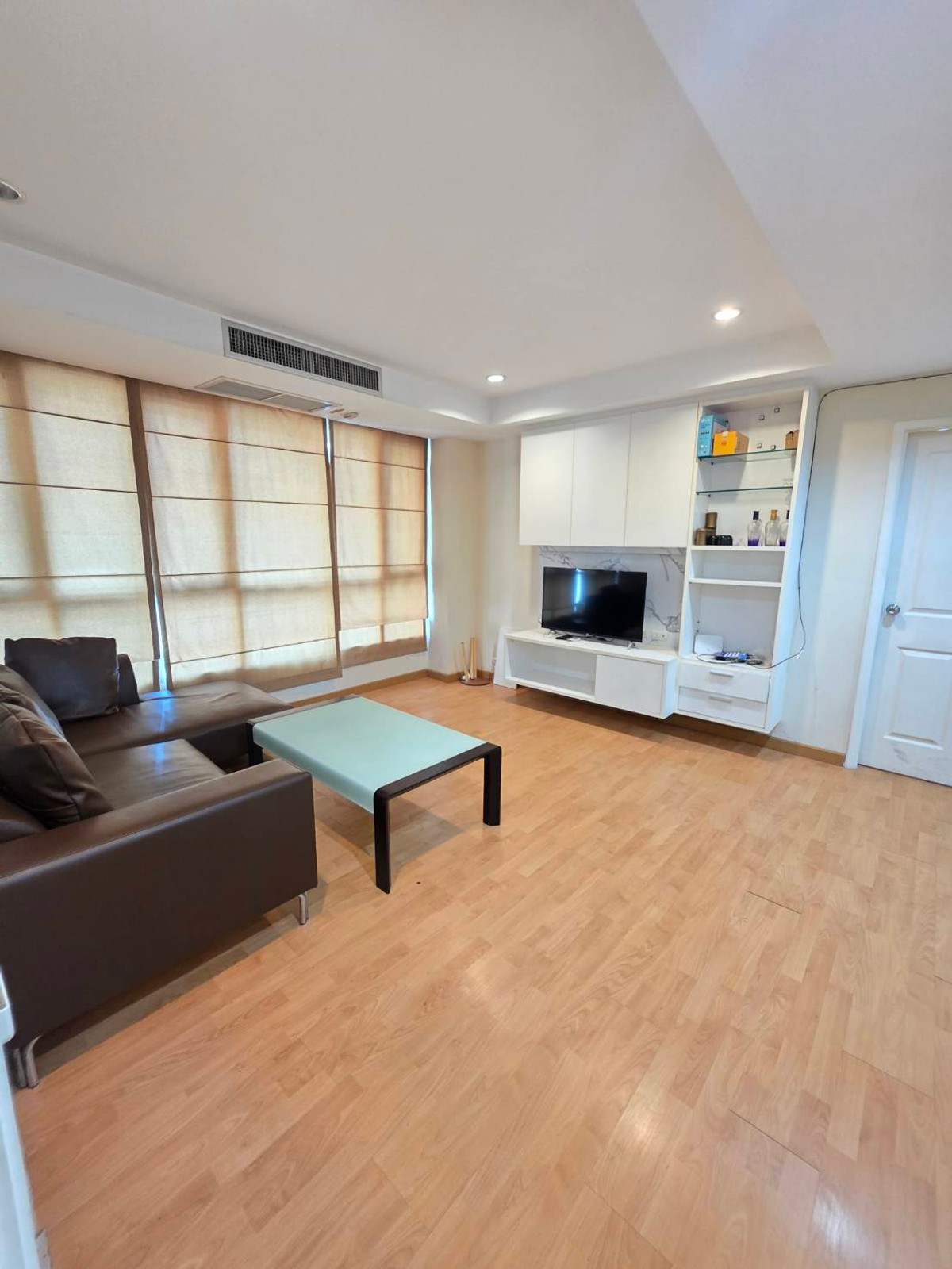 For RentCondoRamkhamhaeng, Hua Mak : Near abac university, near rajamangala stadium