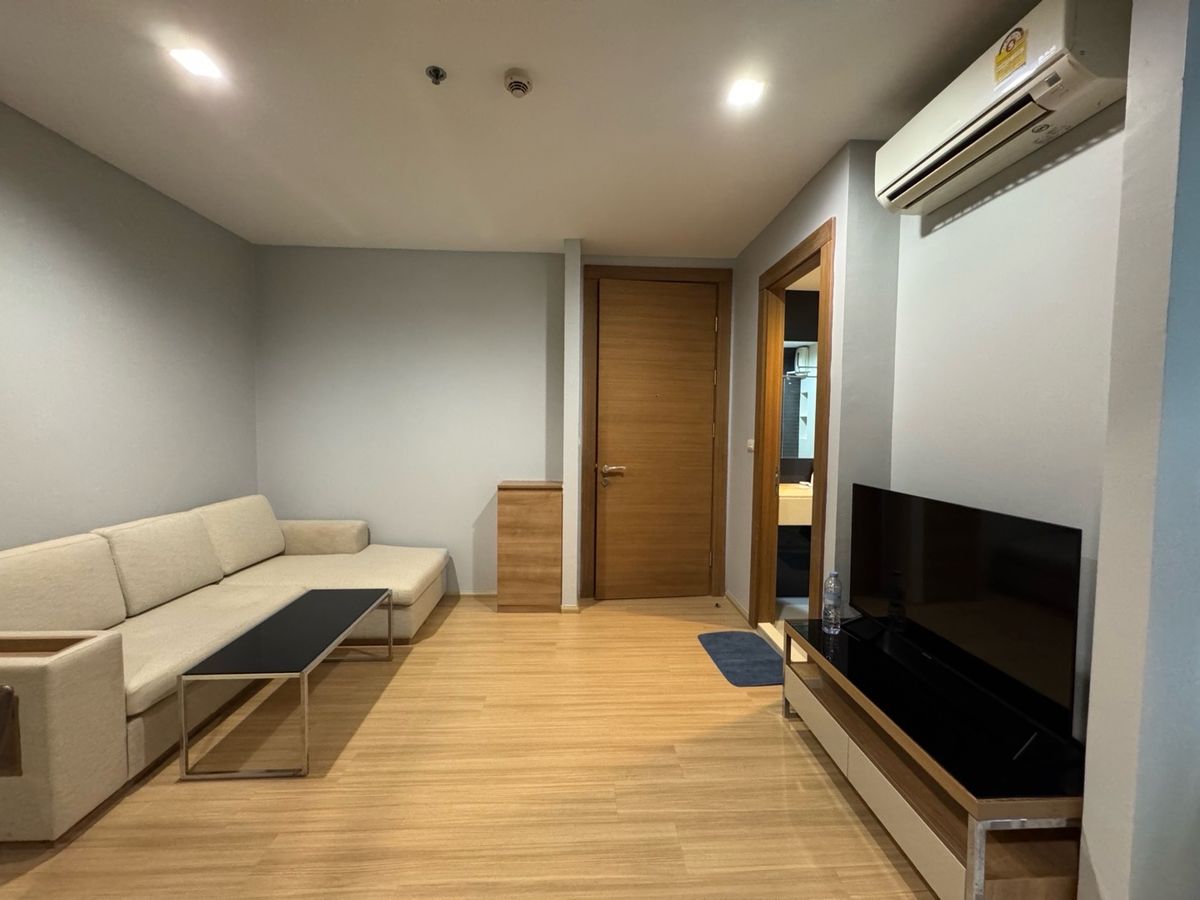 For RentCondoRatchadapisek, Huaikwang, Suttisan : Line : @thebrokerage Rhythm Huaikwang  1Bedroom 1Bathroom 36sqm. 17,000THB Only!! 