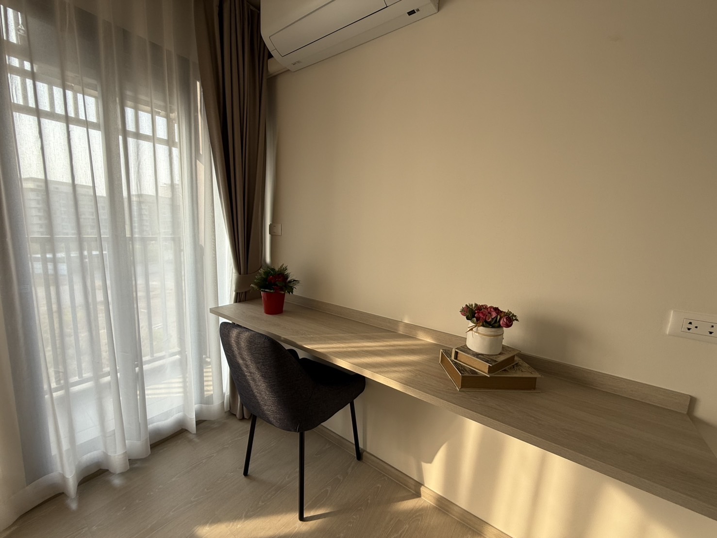 ให้เช่าคอนโดปทุมธานี รังสิต ธรรมศาสตร์ : 💥ดี คอนโด ชายน์ รังสิต ห้องใหญ่ให้เช่า 9,200 บาท ถูกที่สุดในตึก มีแค่ 3 ห้อง💥