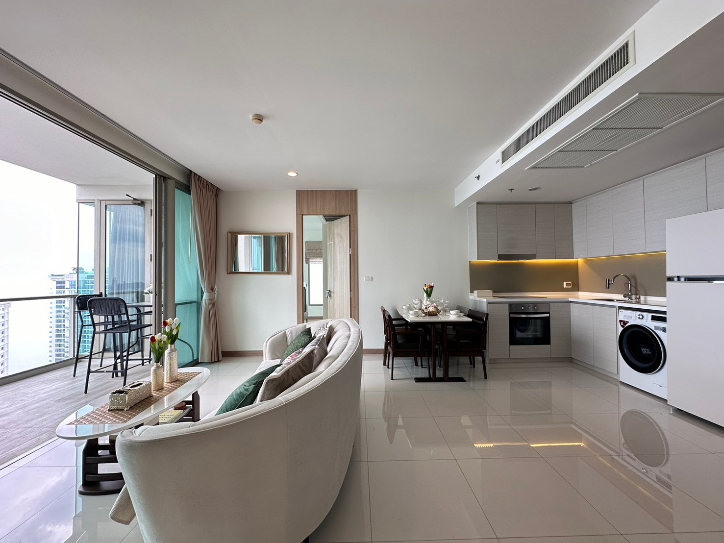 ขายคอนโดพัทยา บางแสน ชลบุรี สัตหีบ : 🏖️✨ The Riviera Wongamat For Sale– 2 Bedroom Luxury Seaview Condo! ✨| 19.9 MB | 84 Sqm.🏖️