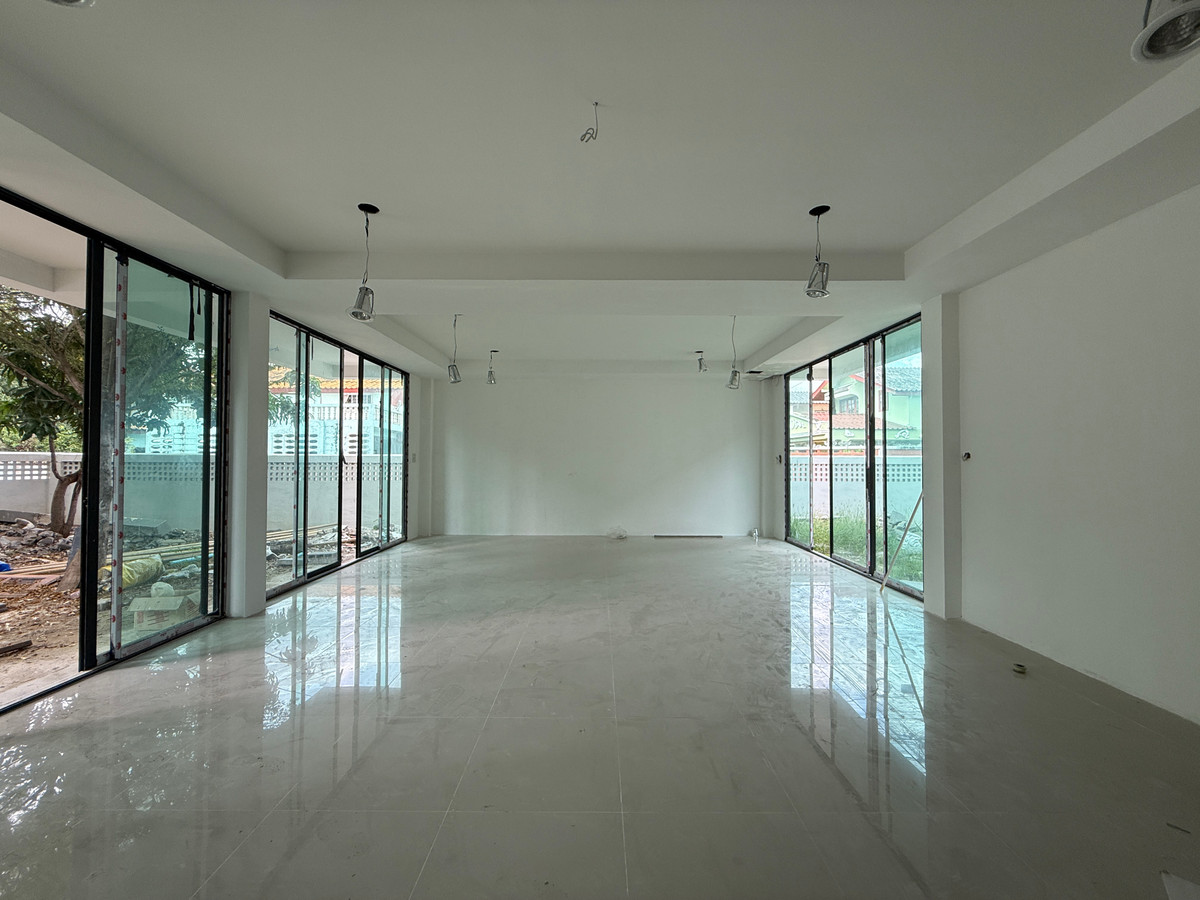 ขายบ้านบางนา แบริ่ง ลาซาล : HOT DEAL 🔥 บ้านเดี่ยว บางนา วิลล่า / 3 ห้องนอน (ขาย), Bangna Villa / Detached House 3 Bedrooms (FOR SALE) PALM895