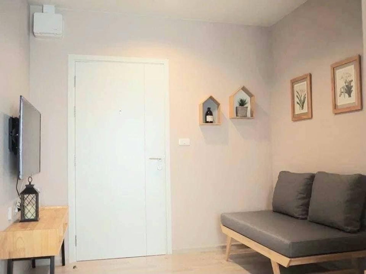 For RentCondoRama9, Petchburi, RCA : 🌸🌸 Beautiful room, pool view, beautiful decoration, complete electrical appliances, 2 air conditioners