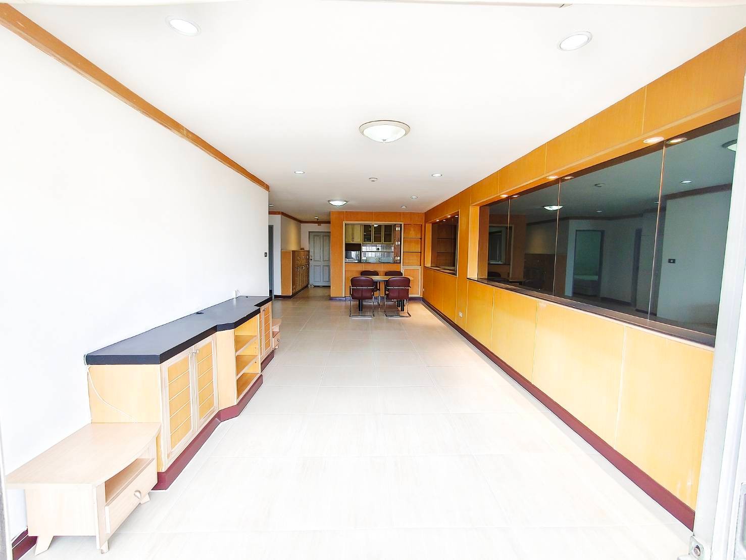 For SaleCondoKasetsart, Ratchayothin : Selling apartments 98.72 sqm. 2 bedrooms, 1 Nam Sarin Place, Ratchayothin, Floor 8