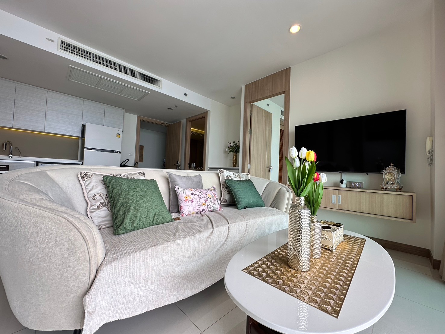 ขายคอนโดพัทยา บางแสน ชลบุรี สัตหีบ : 🏖️✨ The Riviera Wongamat For Sale– 2 Bedroom Luxury Seaview Condo! ✨| 19.9 MB | 84 Sqm.🏖️