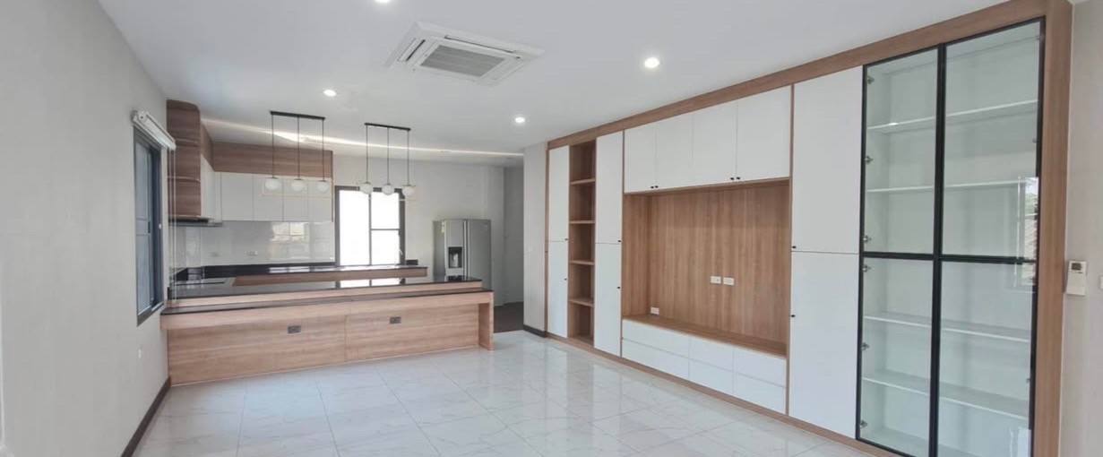 For RentHome OfficeOnnut, Udomsuk : Rental home office, studio, house rental, Soi Pridi Phanomyong, Sukhumvit 71, Phra Khanong, near Ekkamai Sukhumvit 63 and development, Onnut