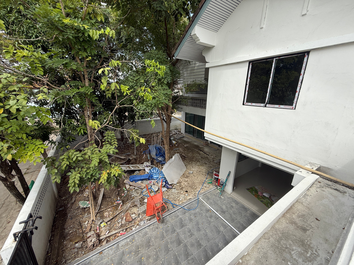 ขายบ้านบางนา แบริ่ง ลาซาล : HOT DEAL 🔥 บ้านเดี่ยว บางนา วิลล่า / 3 ห้องนอน (ขาย), Bangna Villa / Detached House 3 Bedrooms (FOR SALE) PALM895