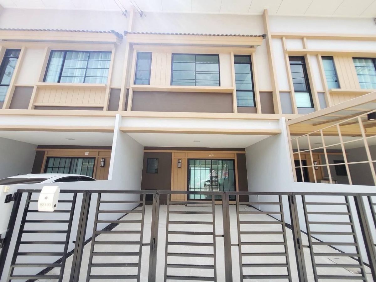 For RentTownhomePathum Thani,Rangsit, Thammasat : Urgent, reduced to 10,500.- Townhome, UNIO TOWN Village, Unio Town, Lam Luk Ka Khlong 4, near the AC market.