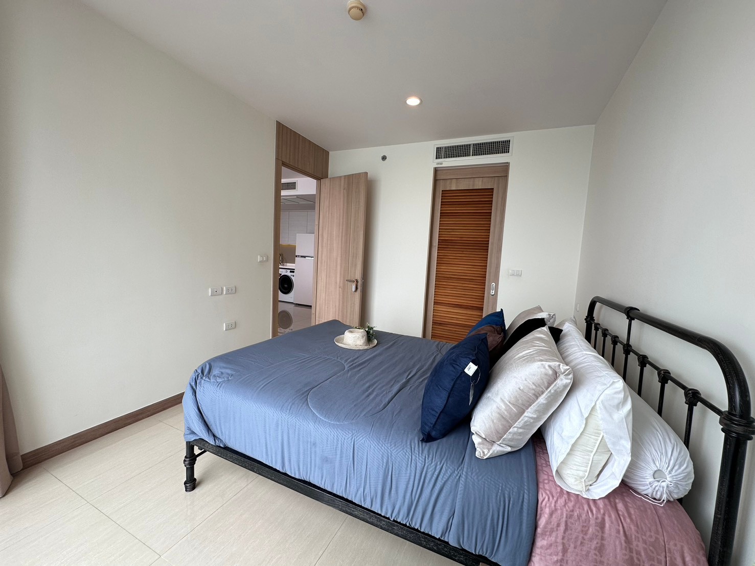 ขายคอนโดพัทยา บางแสน ชลบุรี สัตหีบ : 🏖️✨ The Riviera Wongamat For Sale– 2 Bedroom Luxury Seaview Condo! ✨| 19.9 MB | 84 Sqm.🏖️