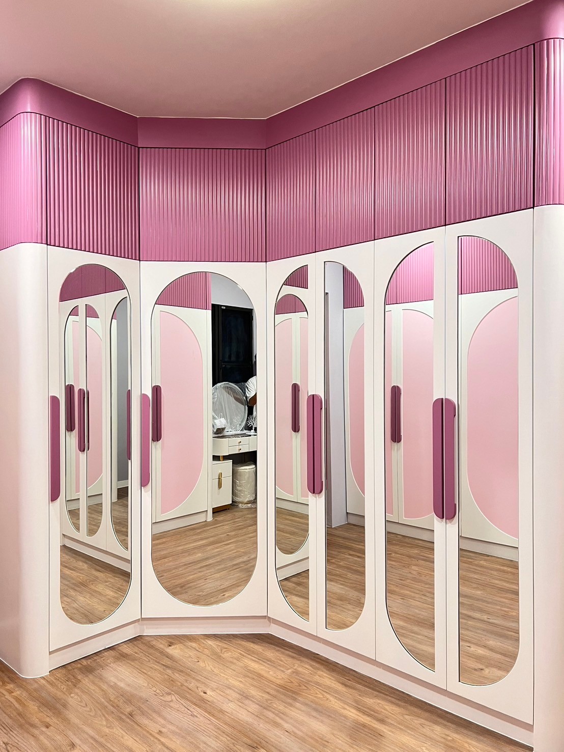 For SaleHouseSamut Prakan,Samrong : ⭐For Sale Hi-End House in Mantana Bangna Km.15! 2 Bedroom (4 br Adjust) 96 SQ.W Fully Furnished Waiting for Real Buyer