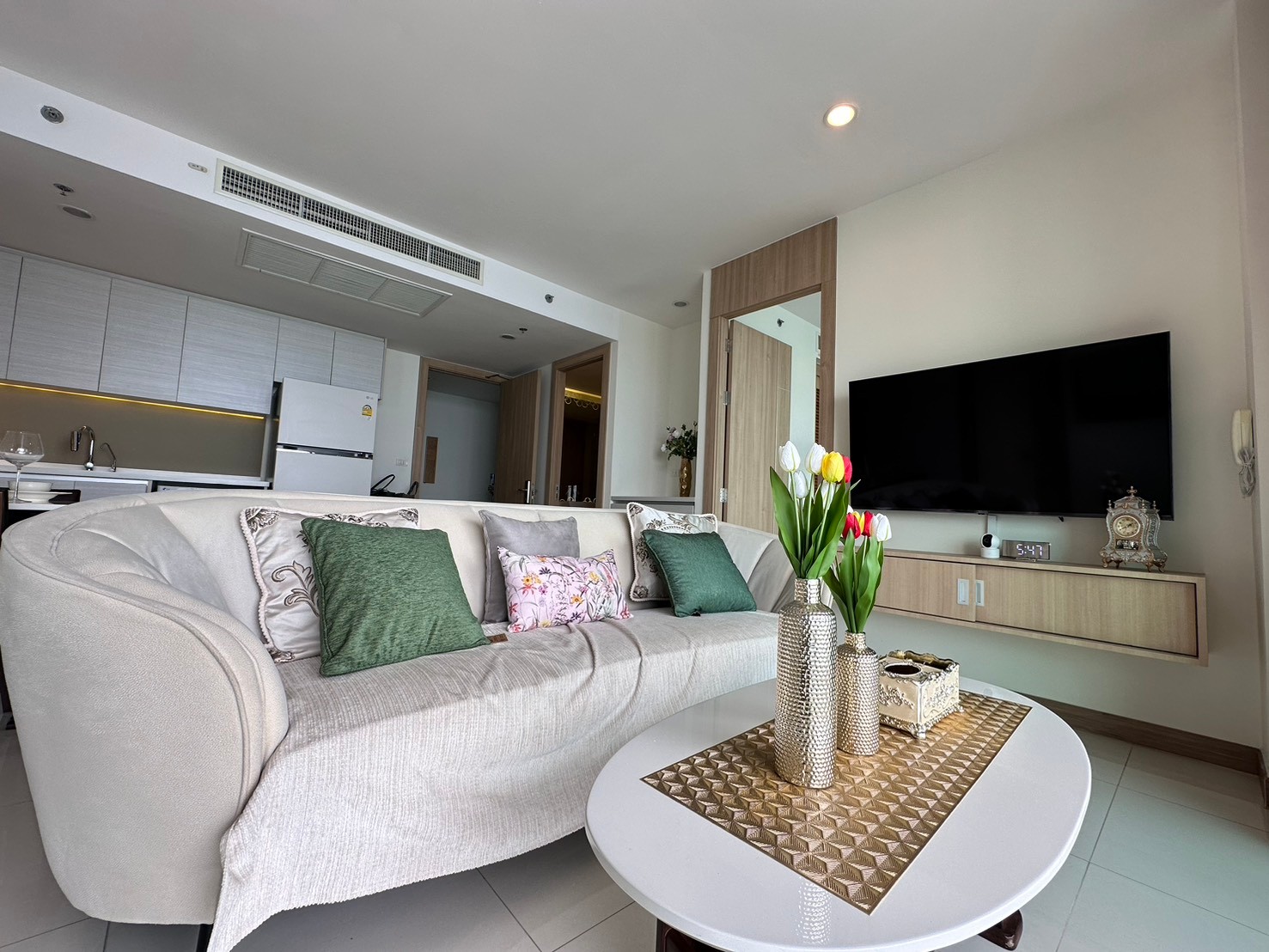 ขายคอนโดพัทยา บางแสน ชลบุรี สัตหีบ : 🏖️✨ The Riviera Wongamat For Sale– 2 Bedroom Luxury Seaview Condo! ✨| 19.9 MB | 84 Sqm.🏖️