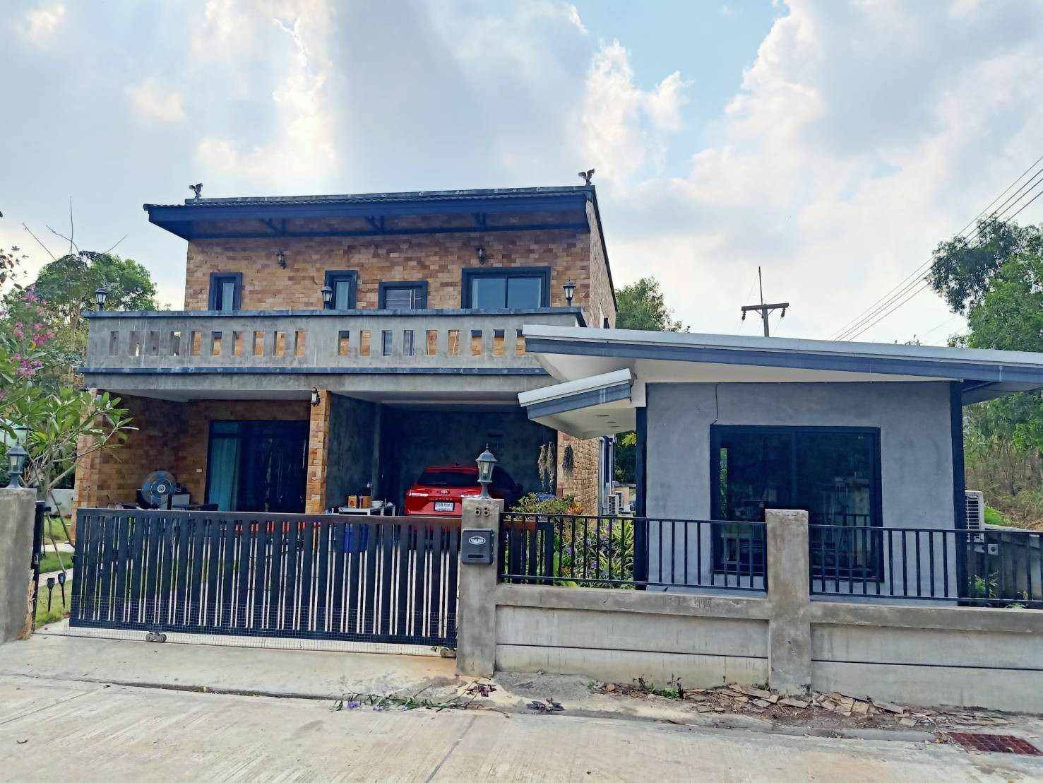 For SaleHouseAyutthaya : Selling very cheap !! 2 -storey detached house with land in the Golf Course Rangsit, Wang Noi District, Ayutthaya Province, near the Thai Motorway Market