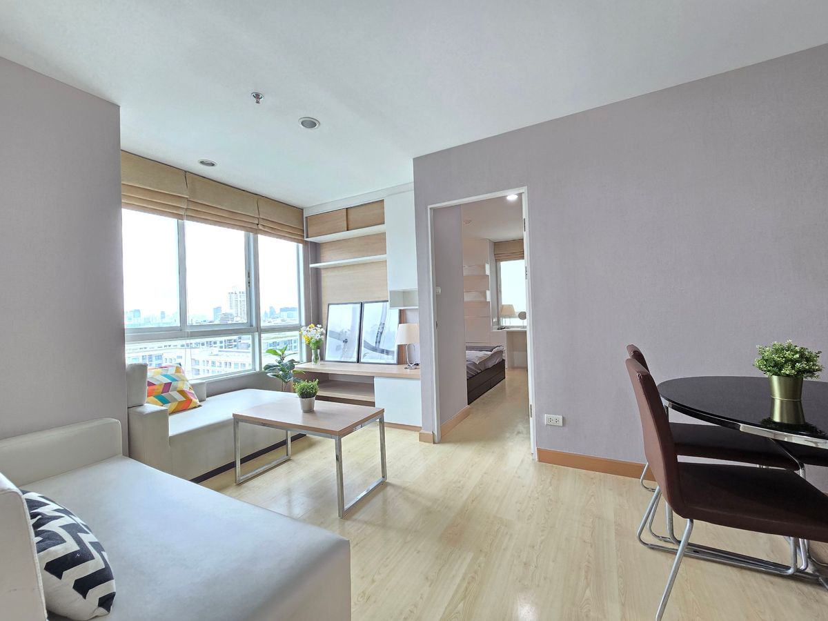 For RentCondoKaset Nawamin,Ladplakao : SVR-245 Condo for Rent, Spray Boutique Park, size 56 sqm. 2 bedrooms, 4th floor, A BTS Kasetsart Building