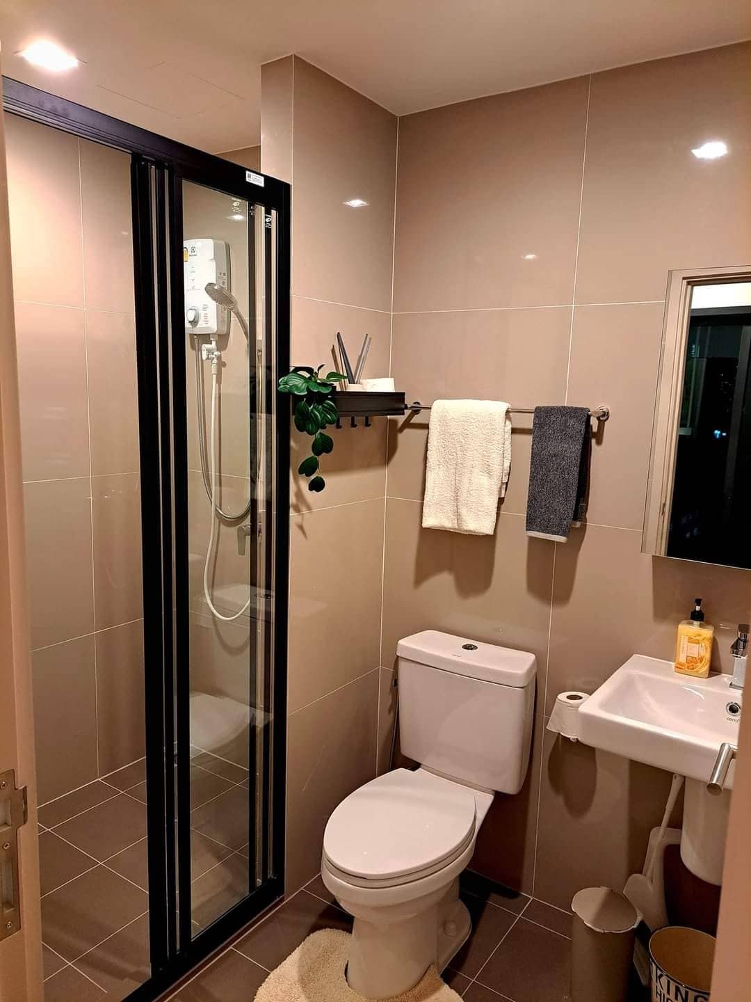 For RentCondoRama9, Petchburi, RCA : For rent 🔥 The Base Phetchaburi - Thonglor 🔥 Furniture and electrical appliances near BTS Thonglor