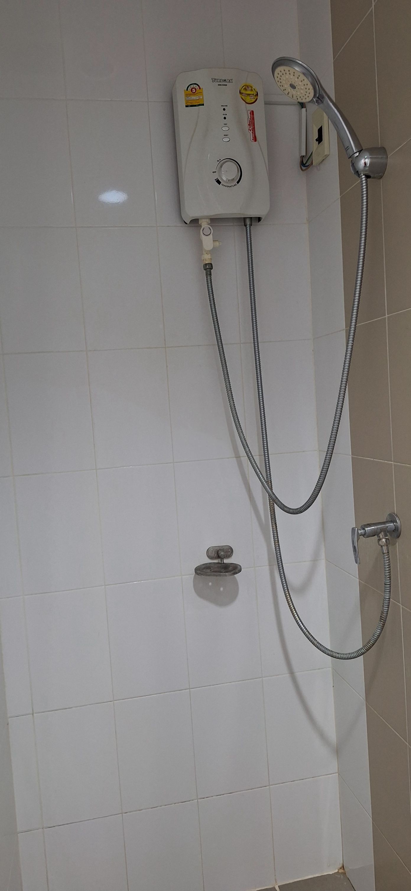 ให้เช่าคอนโดพระราม 2 บางขุนเทียน : ยูนิโอ พระราม2 ท่าข้าม มีเครื่องซักผ้า เครื่องทำน้ำอุ่น  ทีวี ไมโครเวฟ ตู้เย็น เตาแม่เหล็กไฟฟ้า ห้องลมเย็น ไม่ร้อน