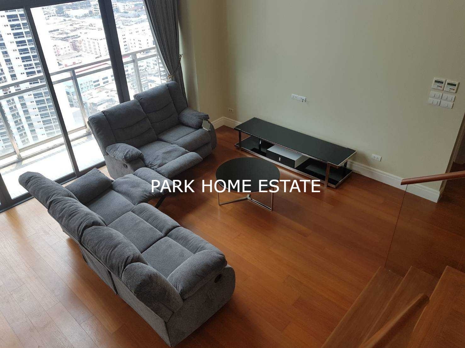 ให้เช่าคอนโดสุขุมวิท อโศก ทองหล่อ : Only 100,000 THB/Month 📣For Rent Duplex 3 Bedroom 162 sqm. BRIGHT Sukhumvit 24 📞083-601-0968 Line: @pukkhome (with @)