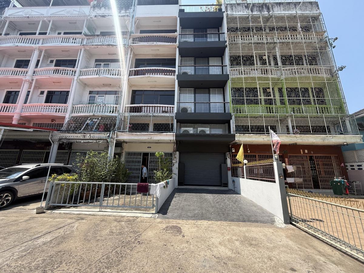 For SaleShop HousePinklao, Charansanitwong : 🎉 Sell Urgent Building 17 sq.w. 5 storey, Wang Lang, Sea 8, beautiful, ready to be near Sarirat-MRT Separate the flashlight-Wang Lang, Sea 8, there is a parking lot of 7.5 million 💯 Free transfer
