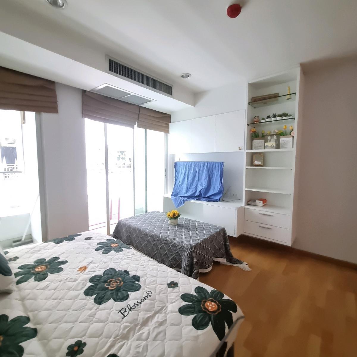 For RentCondoRamkhamhaeng, Hua Mak : INSPIRE PLACE ABAC RAMA9 for 1 Bedroom Type 45SQM. (Kitchen Room) please call/line id paolin1