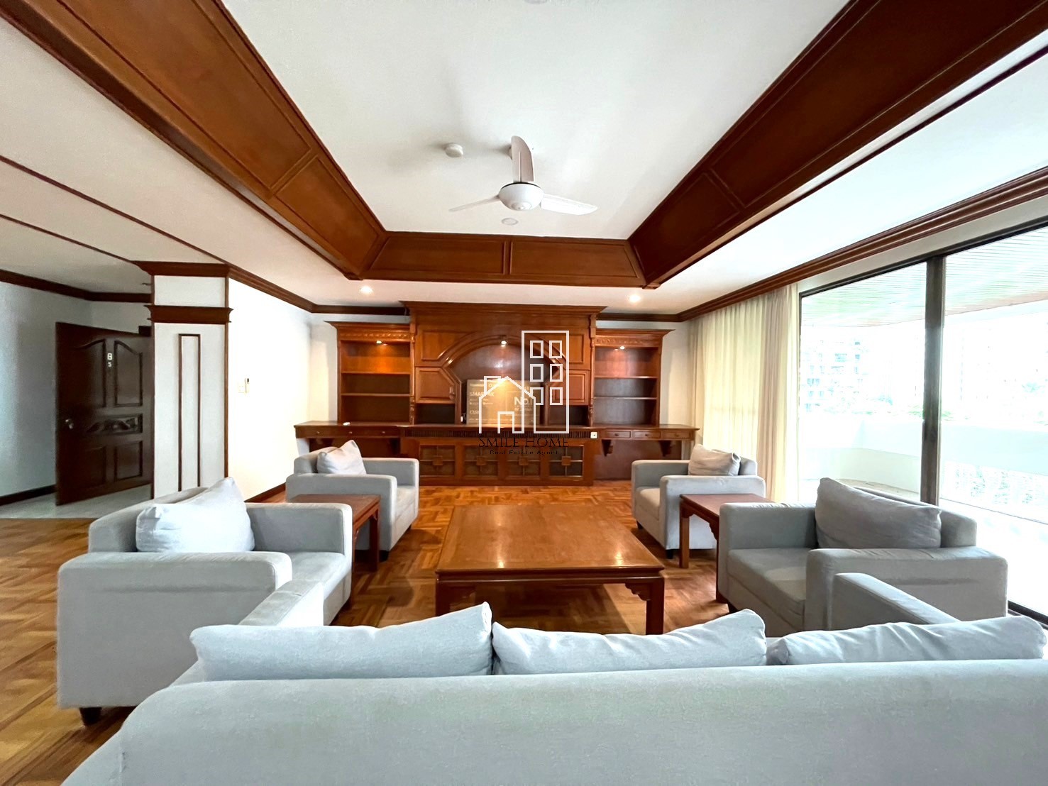 ให้เช่านานา : 3 bedrooms for rent at Sukhumvit 12
