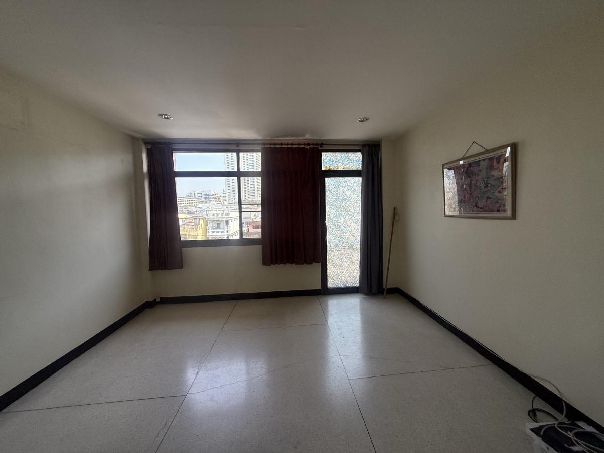 For SaleShop HousePinklao, Charansanitwong : 🎉 Urgent sale of building 17 sq m, 5 floors, Wang Lang Soi 8, beautiful, ready to move in, near Siriraj-Mrt. Fai Chai-Wang Lang Soi 8 intersection. There is parking. Free transfer.