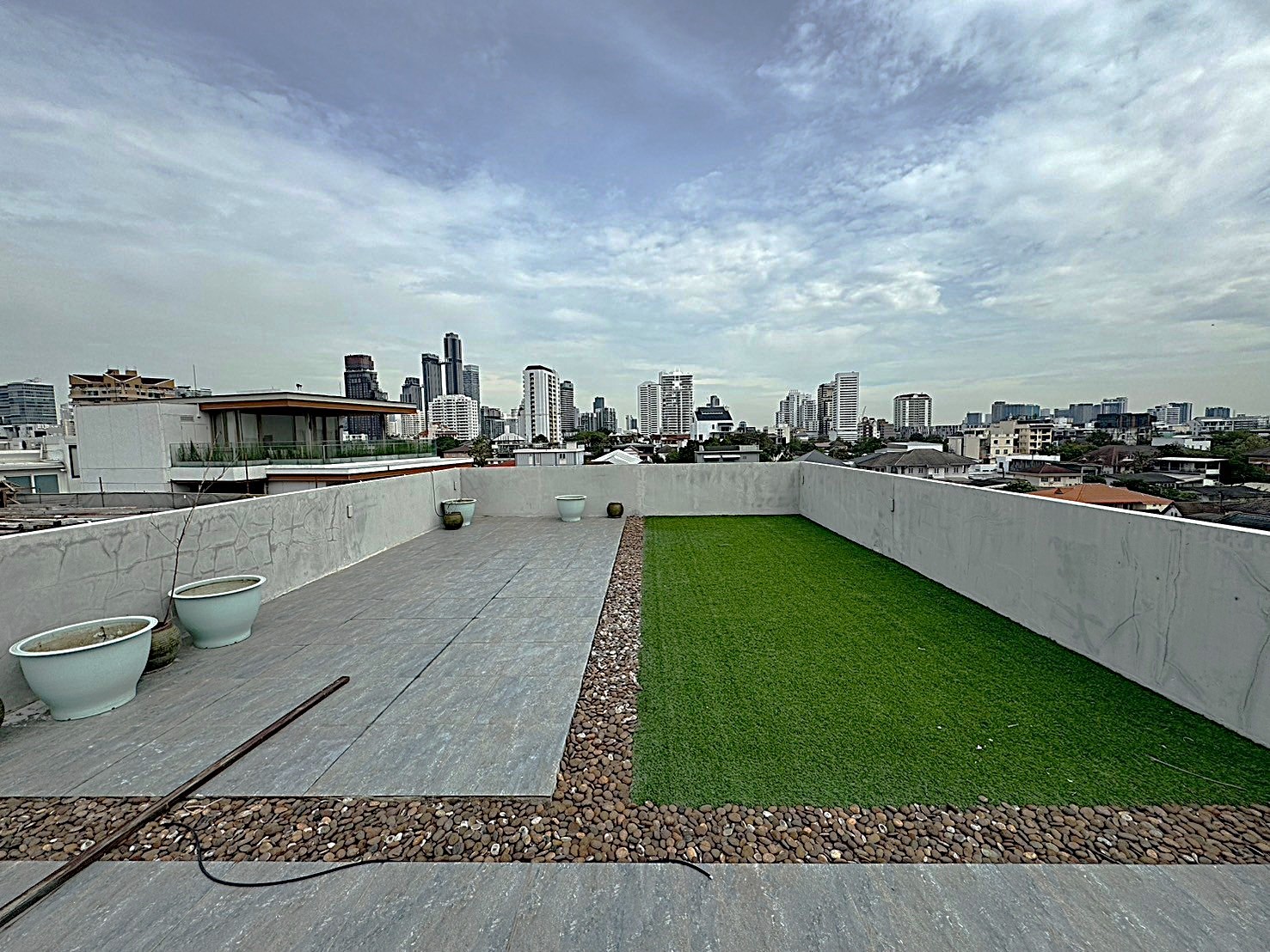 For SaleHouseSukhumvit, Asoke, Thonglor : 5-Storey House for SALE with swimming pool and elevator. ** No Co-Agent **