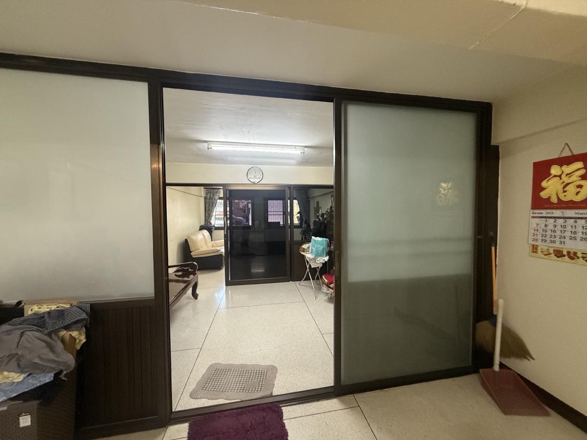 For SaleShop HousePinklao, Charansanitwong : 🎉 Urgent sale of building 17 sq m, 5 floors, Wang Lang Soi 8, beautiful, ready to move in, near Siriraj-Mrt. Fai Chai-Wang Lang Soi 8 intersection. There is parking. Free transfer.