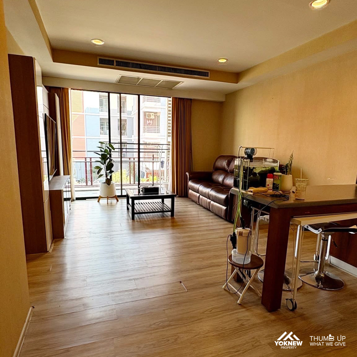 For SaleCondoRatchadapisek, Huaikwang, Suttisan : Amanta Ratchada 🏠 2 bedrooms, large size in the heart of the city✨ Private parking, full furniture, ready to move in!