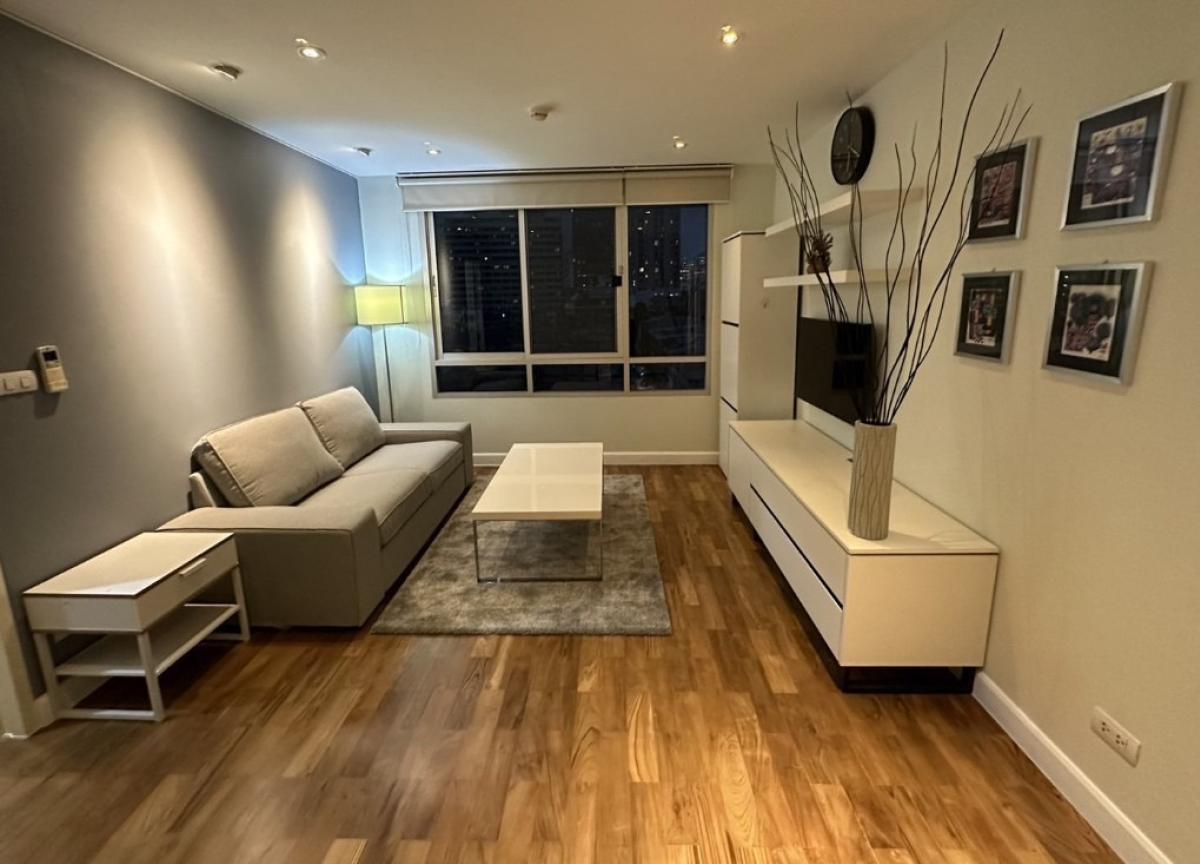 For SaleCondoRatchathewi,Phayathai : 03/04/2026, See the ready-to-move-in room! 1 bedroom next to BTS Ratchathewi @Wish@Siam
For sale at 3.99 million baht or rent starting at a price you'll love! 0642748883