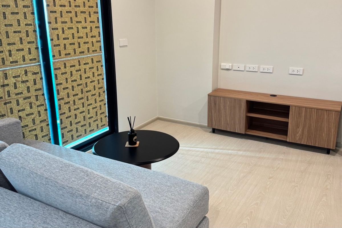 ขายดาวน์คอนโดราษฎร์บูรณะ สุขสวัสดิ์ : ขายดาวน์ !! วิวแม่น้ำ !! Code C20250200087.......Nue Riverest Ratburana, ห้องสตูดิโอ, 1 ห้องน้ำ, ตกแต่งบางส่วน, ราคาพิเศษ!!