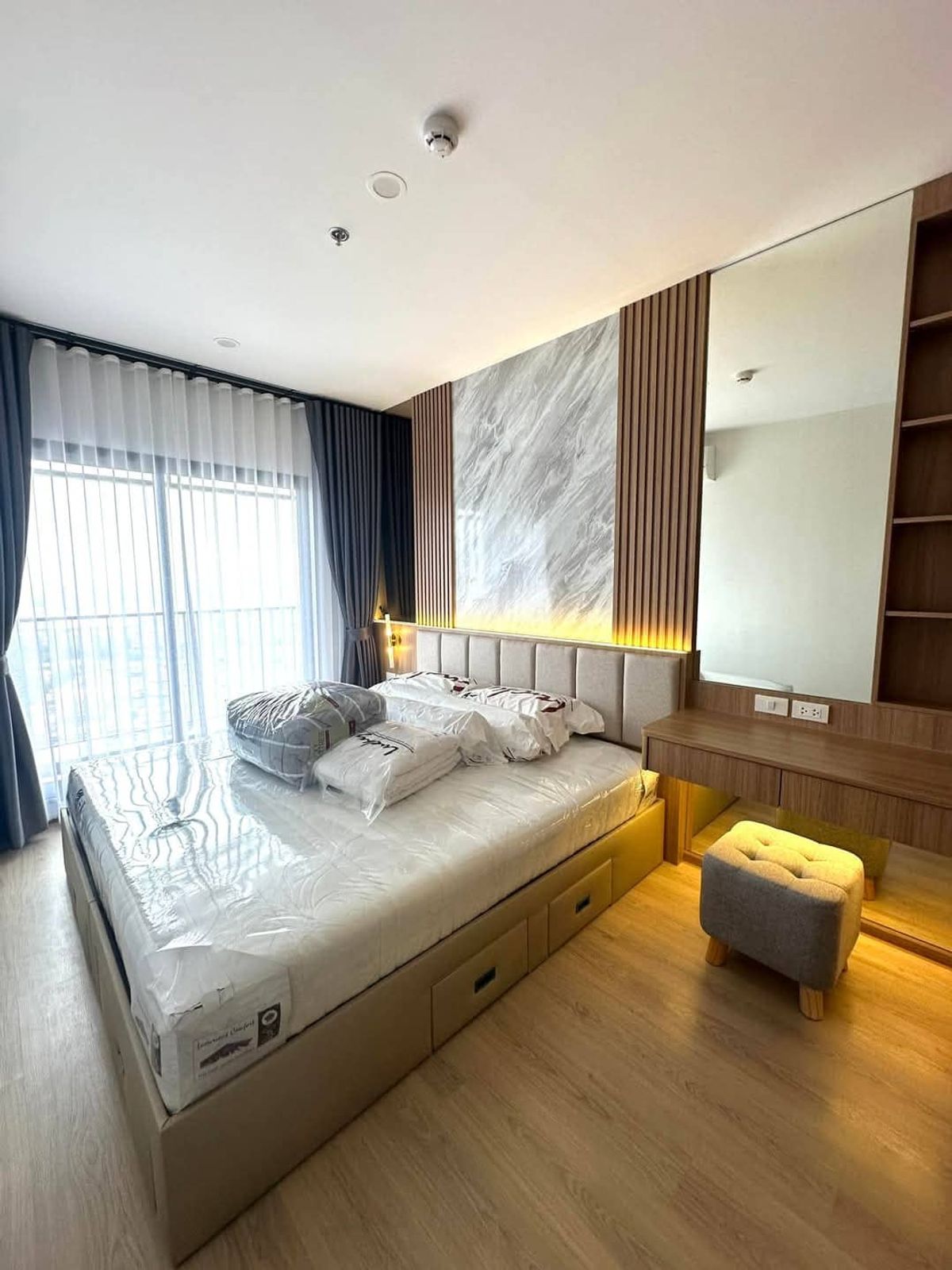 For RentCondoKhlongtoei, Kluaynamthai : For rent 📍 Life Rama 4 - Asoke 📍 Near MRT, Queen Sirikit Center, Furniture and Electrical appliances