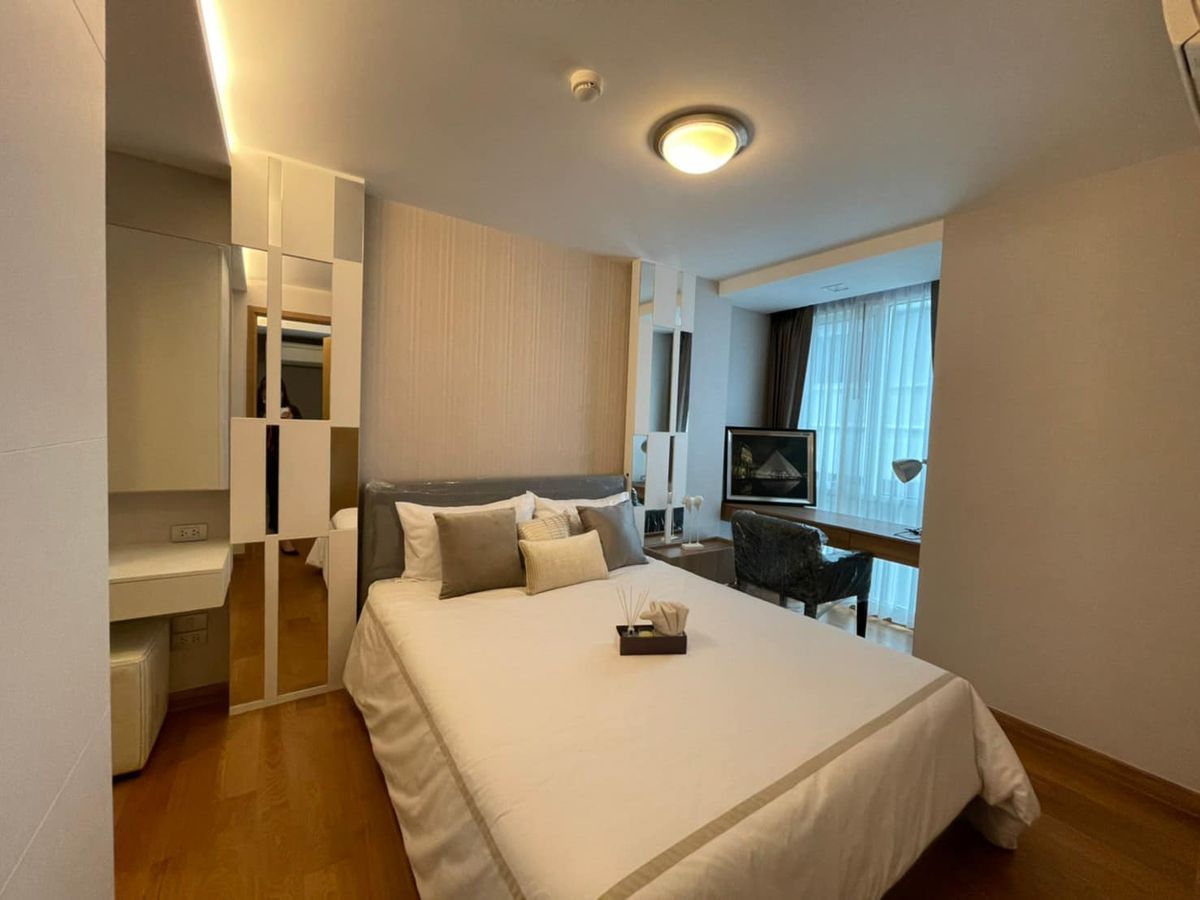 ขายคอนโดนานา : InterLux Premier Sukhumvit 13 / 1 Bedroom (SALE WITH TENANT), อินเตอร์ ลักส์ พรีเมียร์ สุขุมวิท 13 / 1 ห้องนอน (ขายพร้อมผู้เช่า) F240
