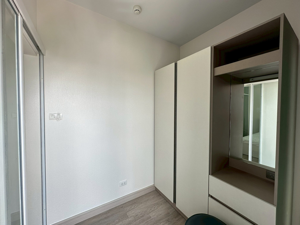 For RentCondoBang kae, Phetkasem : 🌃🌁 Beautiful room for rent, 1 bedroom, size 35 sq m, 13,500 baht, Supalai Loft, Phasi Charoen Station, if interested, call 094-553-9330 Aof AG📞