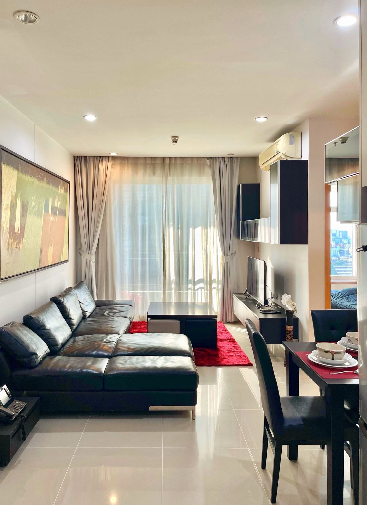 ขายคอนโดพระราม 9 เพชรบุรีตัดใหม่ RCA : ขาย Circle Condominium ใกล้ BTS นานา (Property ID:275882)